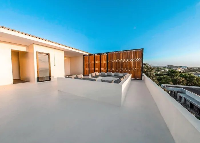 Balangan Freya Villa *